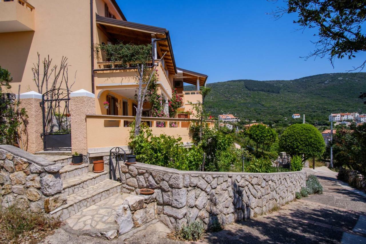 Apartmani Zorica Martinšćica 외부 사진